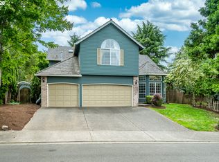 16576 NW Comadrona Ln, Portland, OR 97229