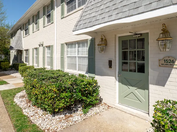 Meadow Brook Terrace, 1524 Longdale Dr #1526-205, Norfolk, VA 23518