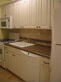 2nd image of 49 Mildred Pl APT 4E