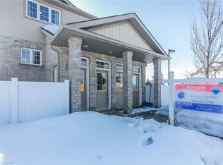 242 Westmeadow Dr #B, Kitchener, ON N2N 0A1