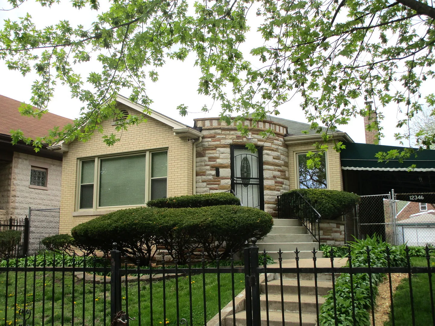 12346 S Yale Ave photo 1