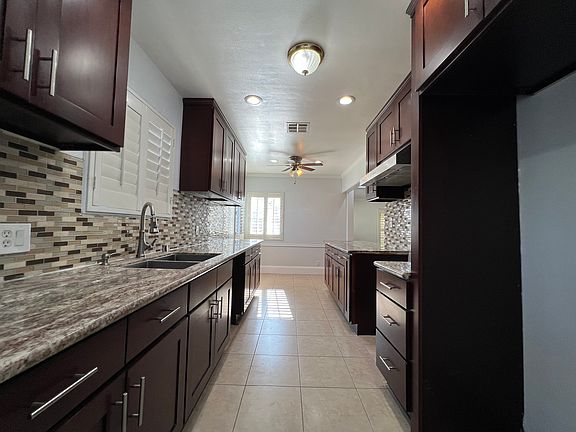3rd image of 6726 Denmead St