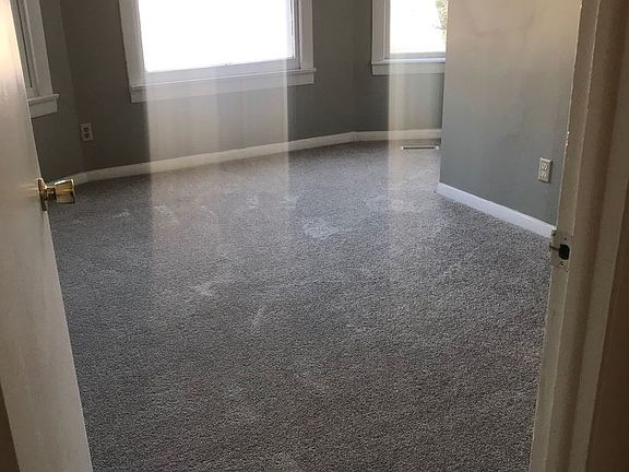4th image of 42 Mill St #1