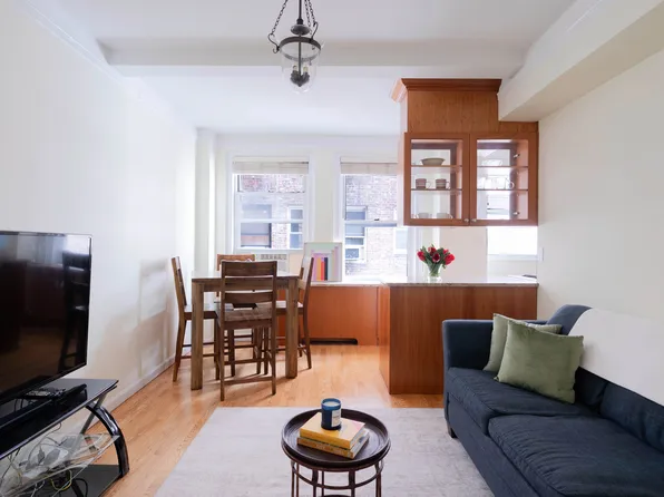 333 East 43rd Street image 1 of 13