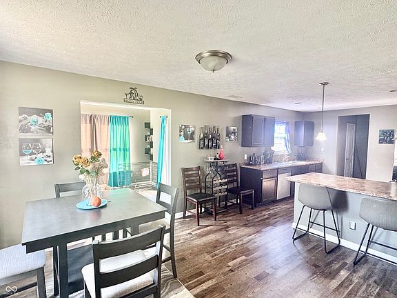 5th image of 4046 Steelewater Way