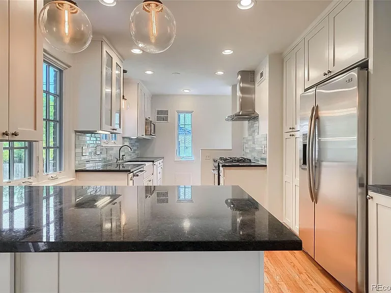 2232 S Clayton St — Photo 10
