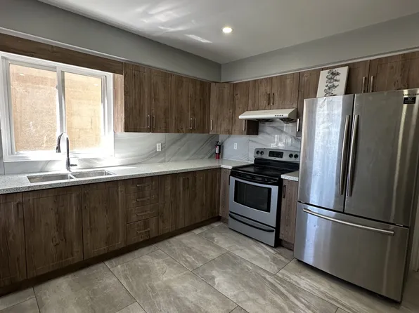 1705 Jane St Unit A, Toronto, ON M9N 2S3
