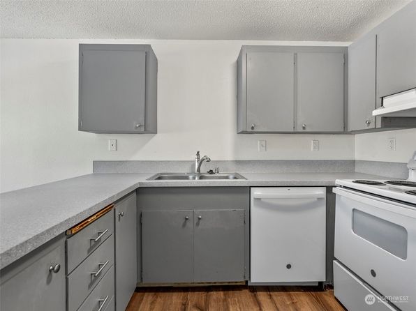 210 Bethel St NE #38
