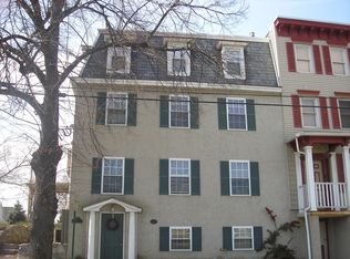 81 S Franklin St APT B, Chambersburg, PA 17201