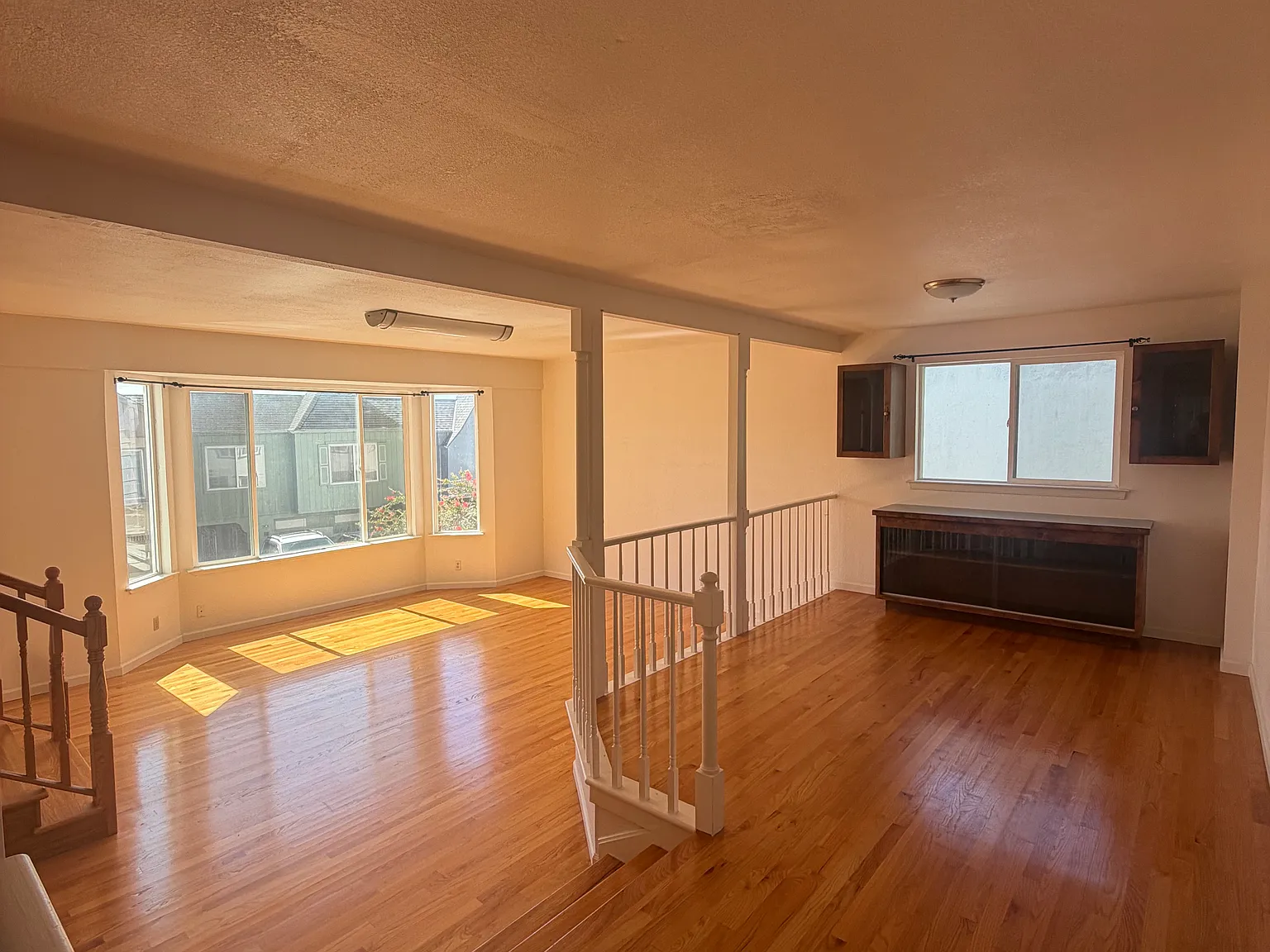 7 bed, 2860 sqft, $11,000 — Photo 1