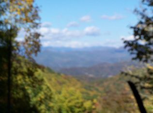 37 Barkers Creek Rd, Whittier, NC 28789