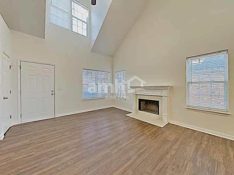 6852 Scarlet Ridge Dr — Photo 7