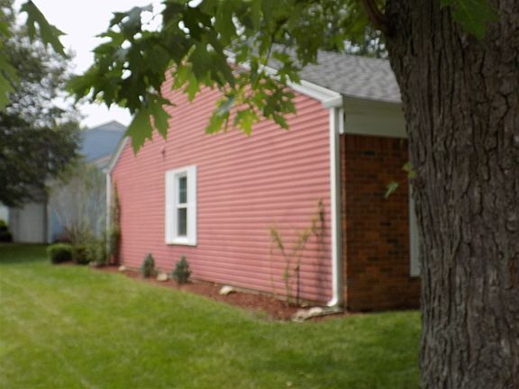5th image of 3505 Glouchester Dr