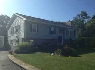 14 Leila Jean Dr, Bristol, RI 02809