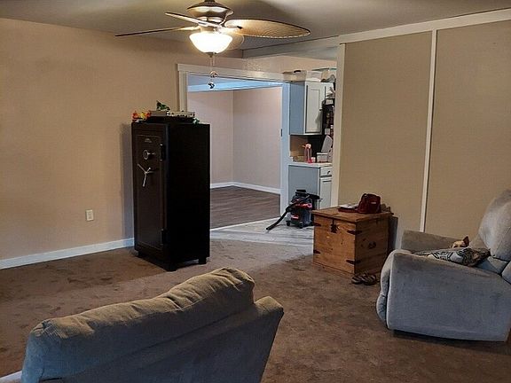 4th image of 308 W Bolen Ave