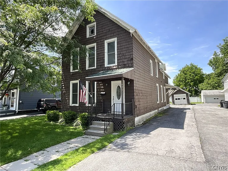 622 Sherman St — Photo 32