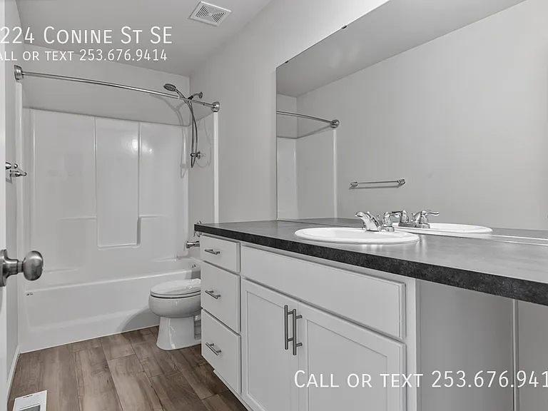 9224 Conine St SE — Photo 16
