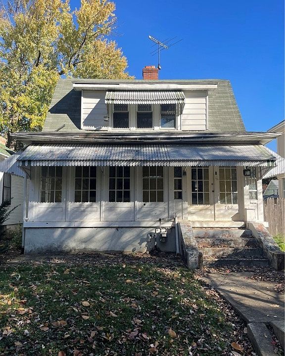 1st image of 762 Greenlawn Ave