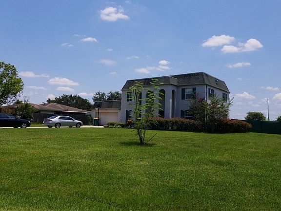 4th image of 1201 Patricia Cir