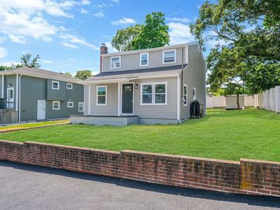 10 Fulton Street, Lake Grove, NY, 11755