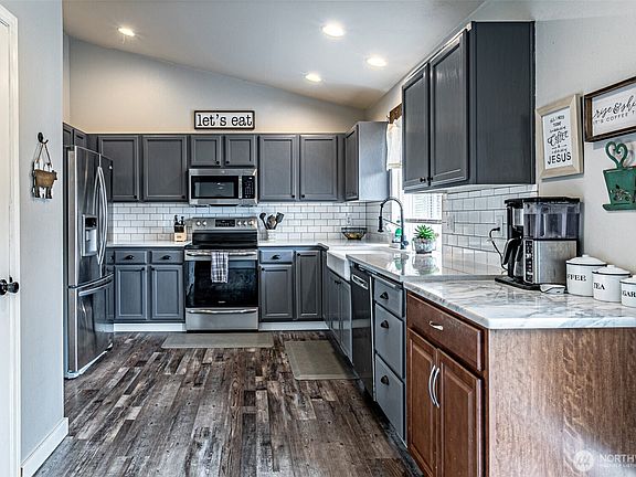 4th image of 20307 82nd Avenue Ct E
