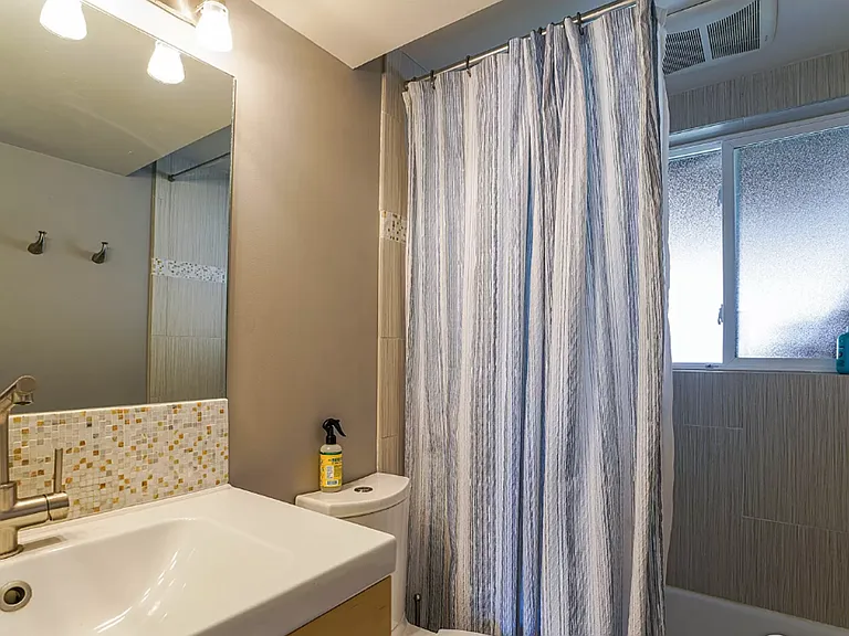 4555 Brookfield Dr — Photo 22