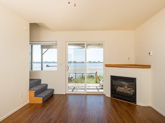 5th image of 6833 SW Fleet Ave #39