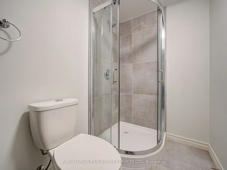 5530 Glen Erin Dr #22 — Photo 33