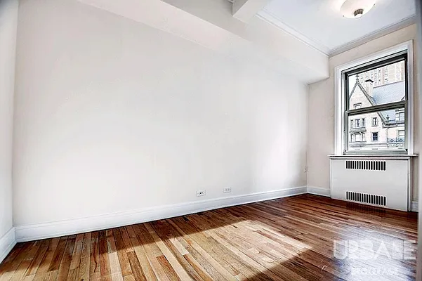 Rented by Urbane Brokerage | media 16