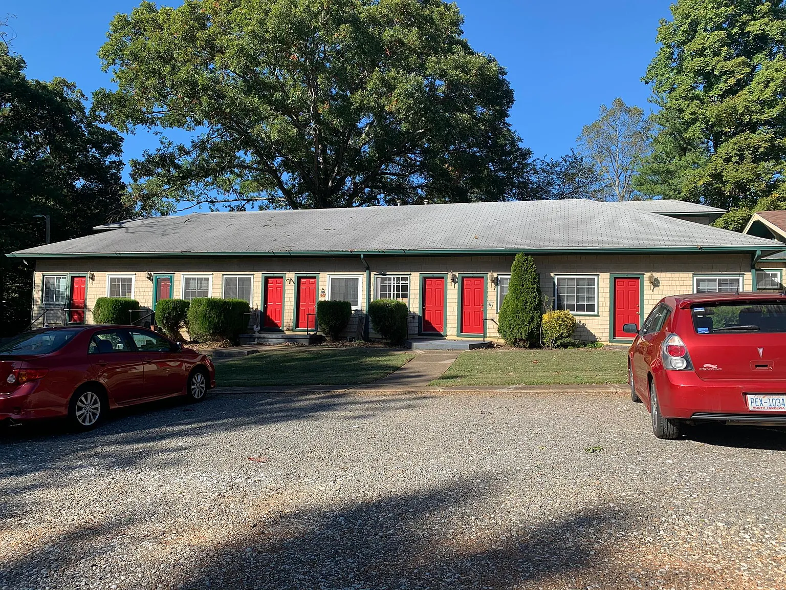 1 bed, $1,075 — Photo 1