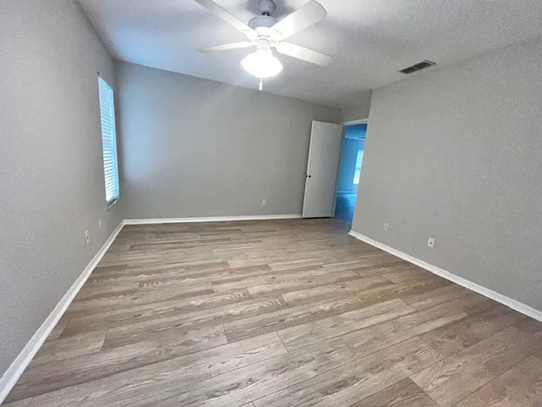 2024 Donegan Pl — Photo 33