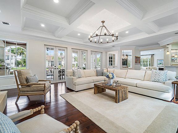 Home For Sale In Tropic Isle