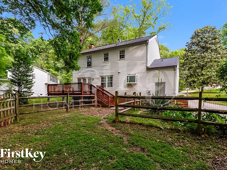 7625 Summerwood Ln — Photo 15