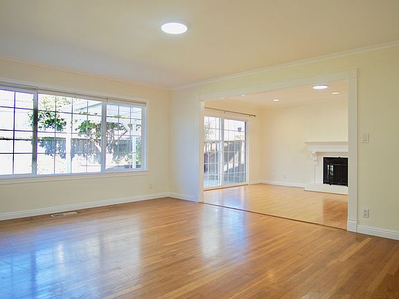 2nd image of 5089 Glentree Dr