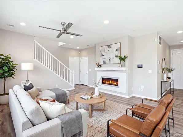 206 S Kewaunee Way, Aurora, CO 80018