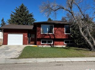 28 Overlord Cres, Kindersley, SK S0L1S2