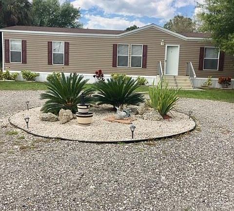 4th image of 580 S Mayoral St