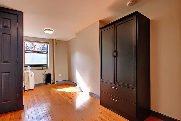 Rented by MetroNest | media 9