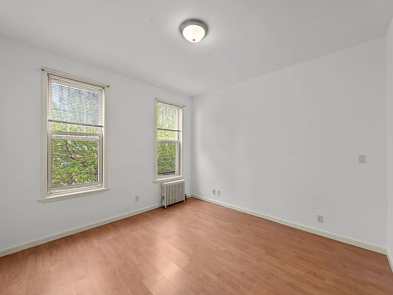 715 41st St #1L — Photo 9