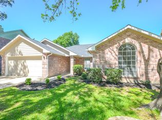 6614 Grand Haven Dr, Houston, TX 77088