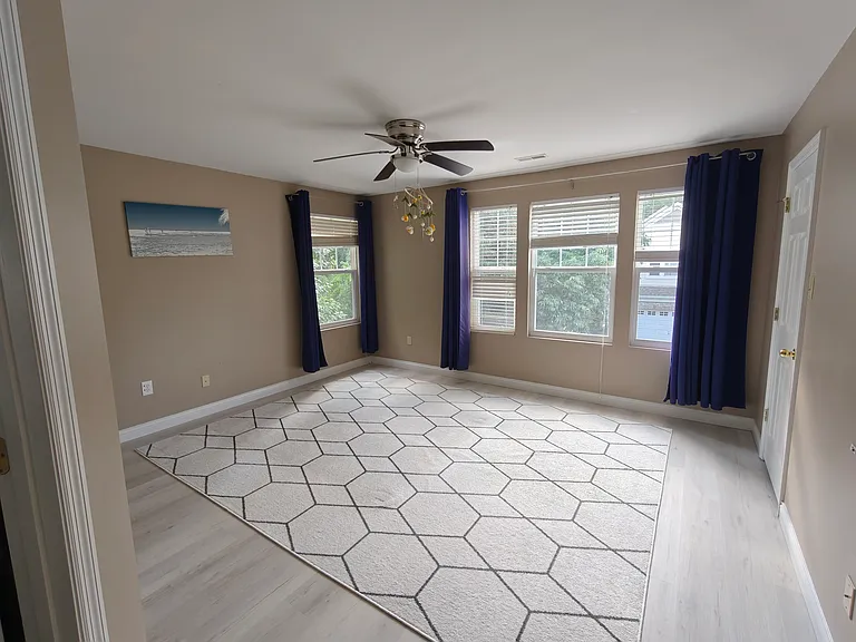 710 Kingston Terrace Ct — Photo 12
