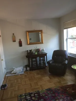 Rented by Halvatzis Realty | media 11