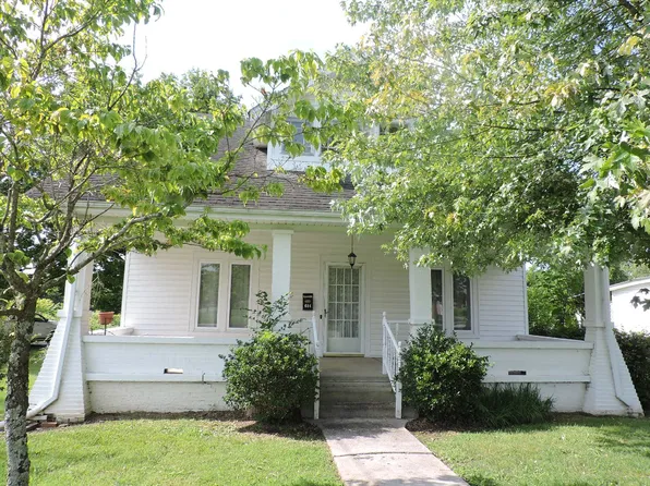 604 W Main St, Watertown, TN 37184