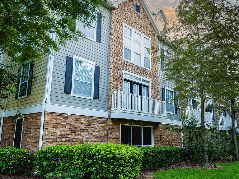 10420 McKinley Dr — Photo 37