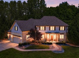 2540 Silverleaf Dr, Powell, OH 43065