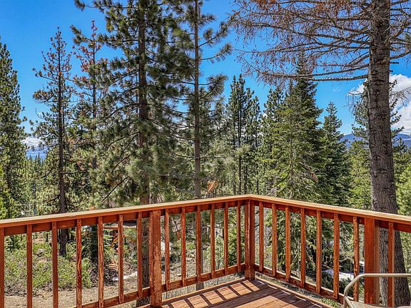 3rd image of 3110 Panorama Dr