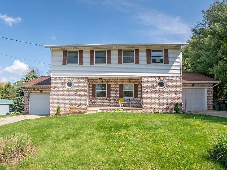 Left unit for rent - 3617