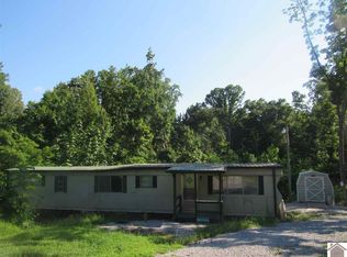 13 Hickory Dr, Cadiz, KY 42211