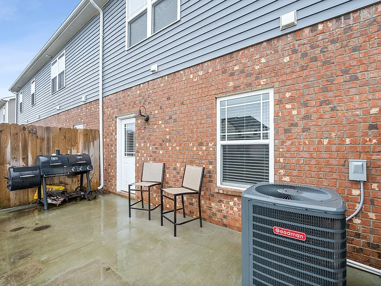 318 Fallow Cir — Photo 21