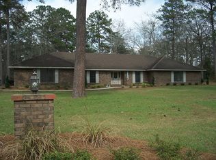 1005 Stratford Ct, Andalusia, AL 36420